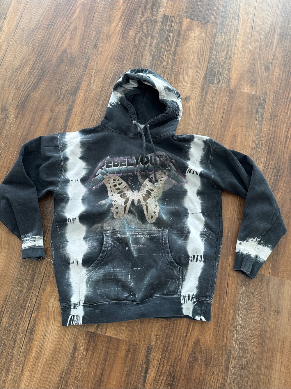 Black Tie-Dye Crewneck Hoodie with Butterfly Graphic